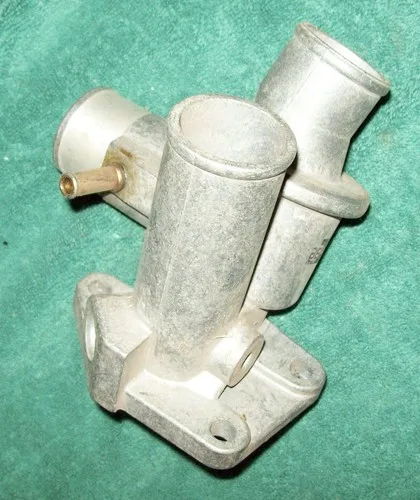 Fiat Ritmo / Regata / Uno  thermostat assembly (OEM)