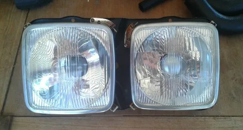 Fiat 125 Sedan headlight assemblies Carello 08.339.000 RIGHT HAND DRIVE (pair)