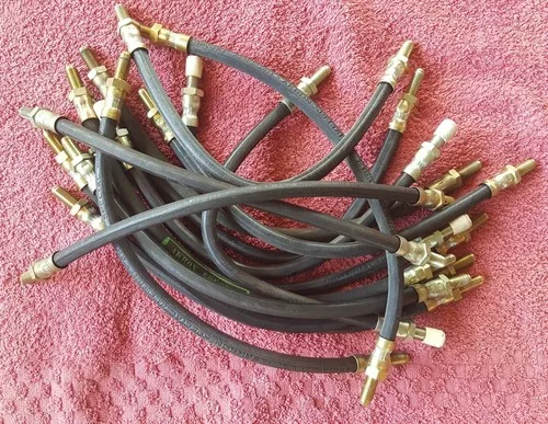Alfa Romeo Giulia 1300 1600 1750 2000 front brake hose (378mm) 105.48.45.544.01