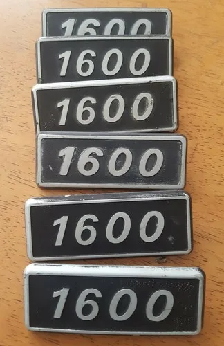 Fiat 131S badgework / script "1600" original USED