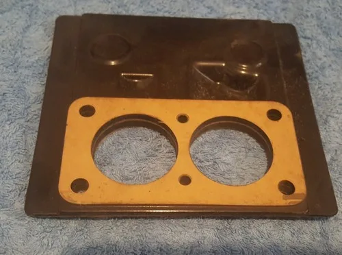 Fiat 130 3200 sedan / coupe 45DFC weber carburettor isolator / bakelite 4242974