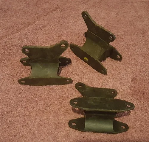 Fiat 124 sedan, 124 sport 4 speed, 125  transmission mount (Pirelli) 4143929