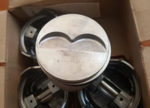 Fiat X19 1500 / Ritmo 85 86.8mm piston set BORGO 66.6942.0  (0.4mm over)