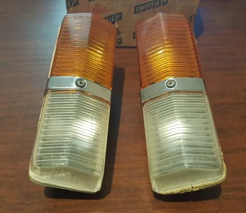 Fiat 125 series 1 front pk / indicator (PAIR) Original Altissimo -show quality-
