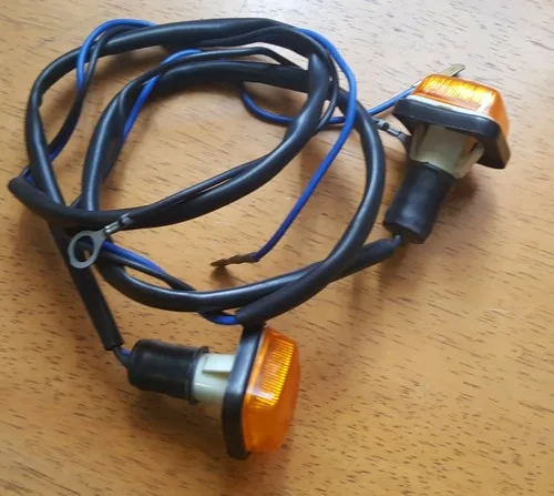 Alfa Romeo Alfetta / Giulietta fender repeater lights  (PAIR)  Carello BLACK