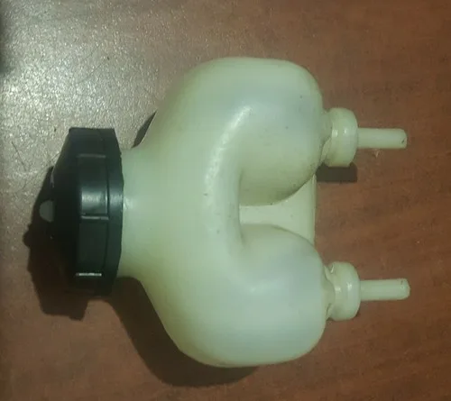 Fiat Brake fluid reservoir,  4234668 Tandem / straight outlet