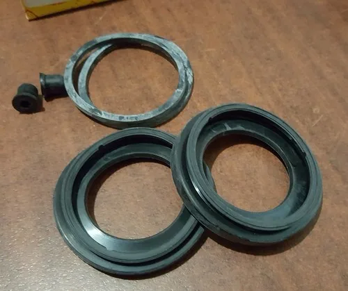 Fiat Front LUCAS caliper repair kits (48mm piston) Regata / Argenta  PAIR