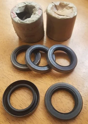 Lancia Beta, coupe / HPE Montecarlo / Scorpion right axle oil seal 40001610