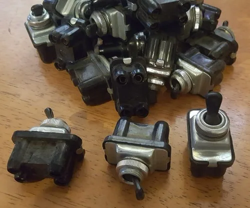 Fiat Alfa Ferrari Vintage toggle switch 2 pos 4 pin black