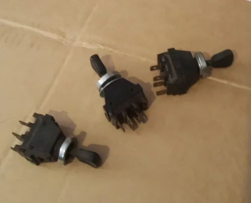 Fiat Alfa Ferrari Vintage toggle switch 2 pos 4 pin 4292762