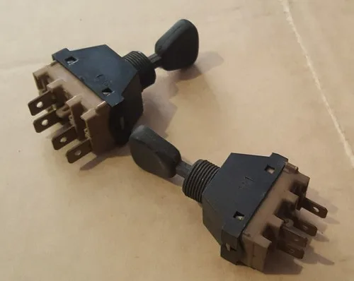 Fiat Alfa Ferrari Vintage toggle switch 3 pos 4 pin 4330946