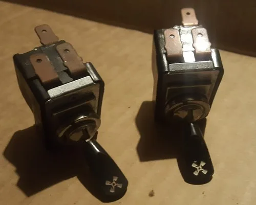 Alfa Lancia Ferrari Maserati Vintage Beavertail toggle switch 2 pos 4 pin FAN B