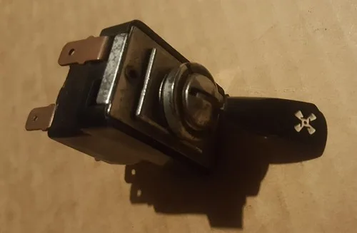 Alfa Lancia Ferrari Maserati Vintage Beavertail toggle switch 3 pos 5 pin FAN