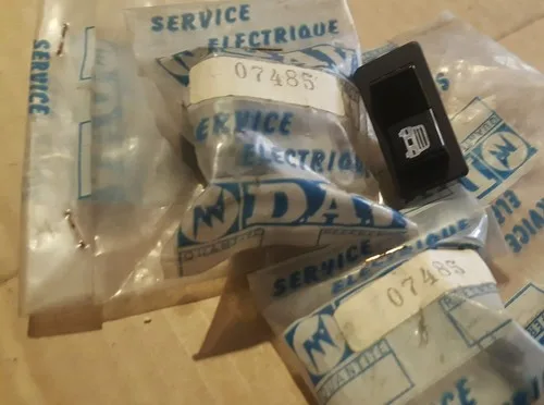 Torrix Vintage DAV 7485 2 position 3 pin Demister switch Renault Alfa