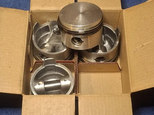 Fiat 124 131 1600  OHV  84.6mm piston set Borgo  (0.6mm over) 66.6709.0.C