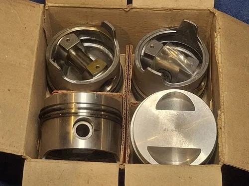Fiat 124 131  Beta 84.6mm piston set Borgo (66.7188.0) 0.6mm oversize