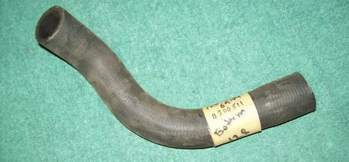 Fiat 128 sedan lower radiator hose (early)