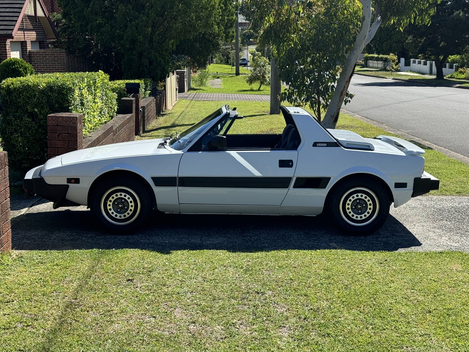 Bertone X1/9